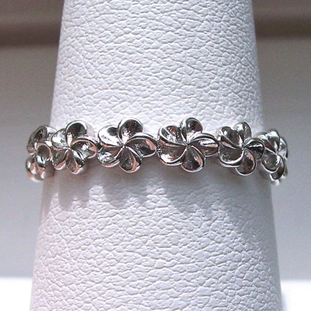 Hawaiian Plumeria Flower Eternity Band Ring 4.2 mm 925 Sterling Silver - Picture 2 of 16